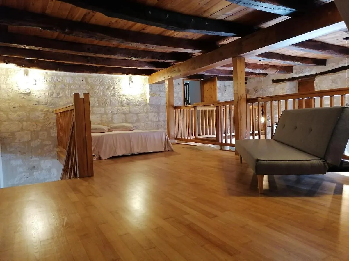 Cahors Sud : Maison Quercynoise Avec Vue Sur Place Du Village Castelnau-Montratier Сasa de vacaciones
